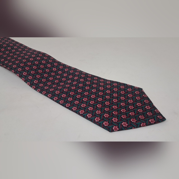 Hermes Paris Men's Tie Neck Tie Vintage Rose Floral 100% Silk Authentic 56" - Picture 3 of 16